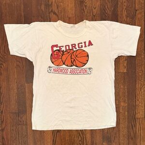 VTG 1980s UGA Georgia Bulldogs Basketball Single Stitch Graphic Tee